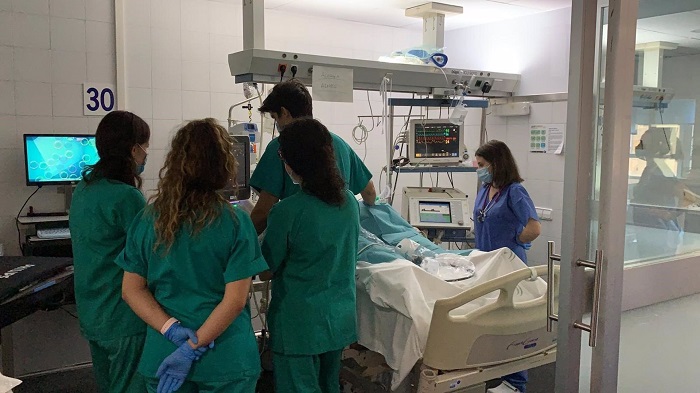 Caen las hospitalizaciones de pacientes covid en Málaga